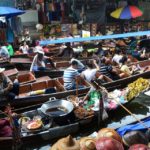 Damnoen Saduak Floating Market