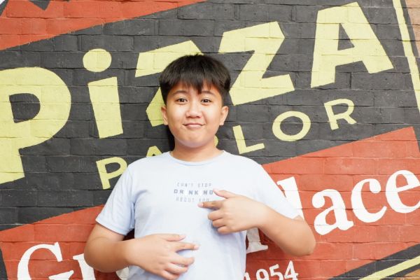 Shakeys