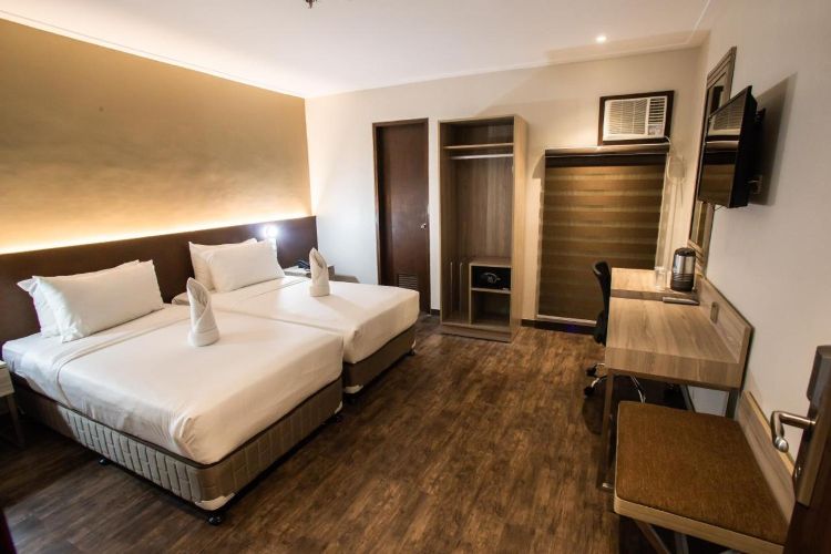 Northwest Inn
