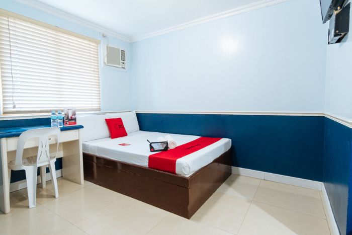 RedDoorz @ Bonifacio Street, Cebu