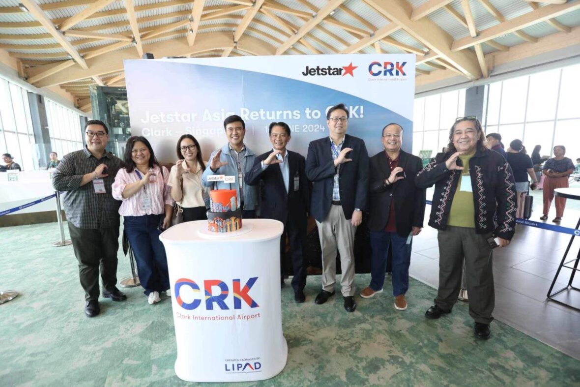 Jetstar Calrk to Singapore