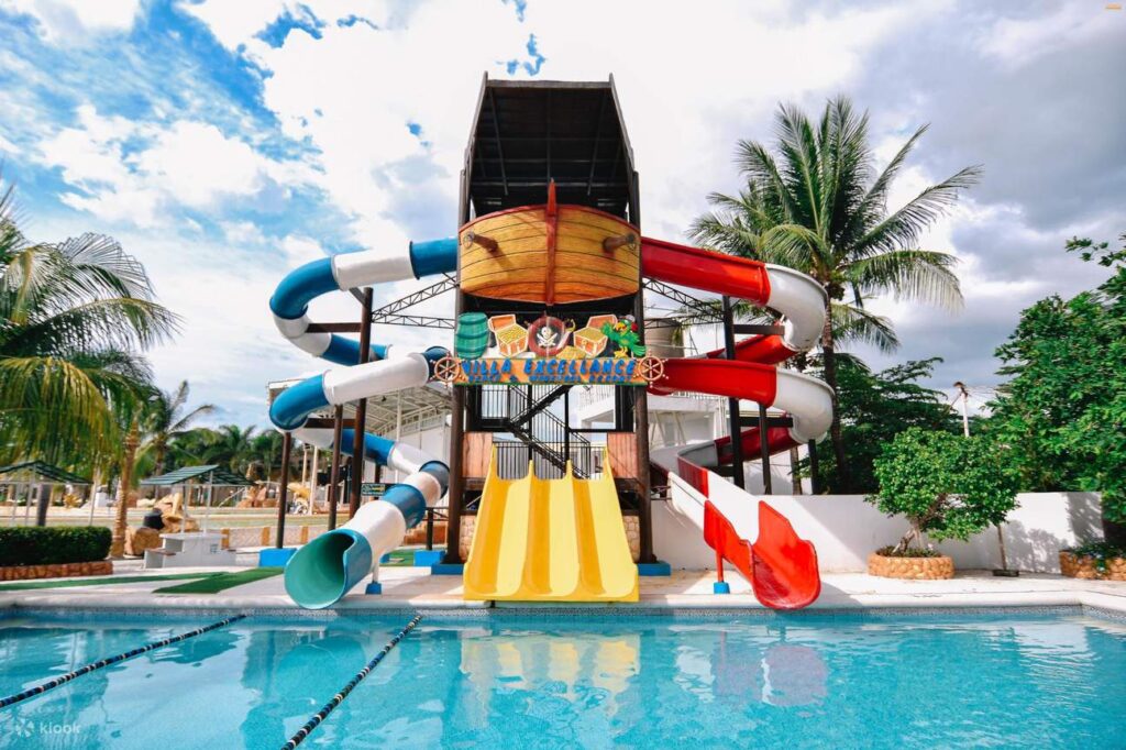 Villa Excellance Beach and Wave Pool Resort 2