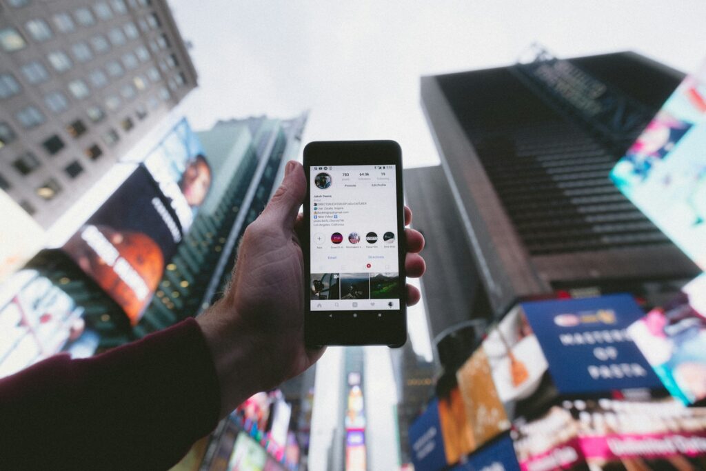 Earn through Social Media