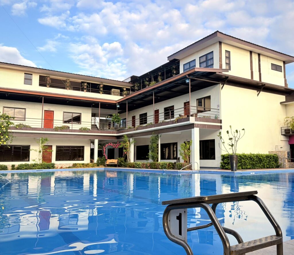 MaClare Resort